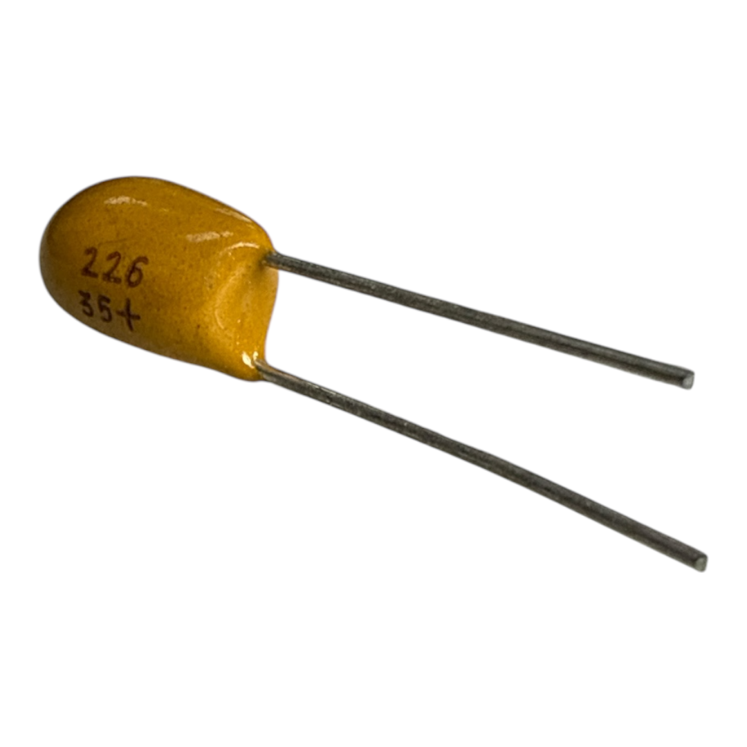 CAPACITOR TANTALO GOTA 22UF 35V 10% 2,54MM TS19 SUNTAN