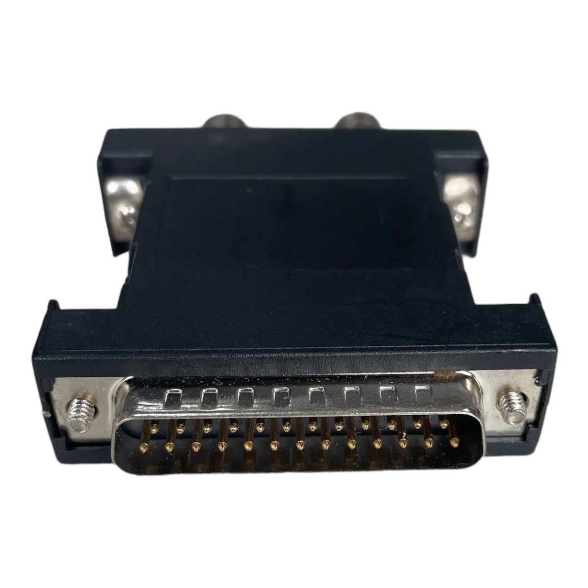 ADAPTADOR CONECTOR DB25M/G703 P/BNC FEMEA 75R