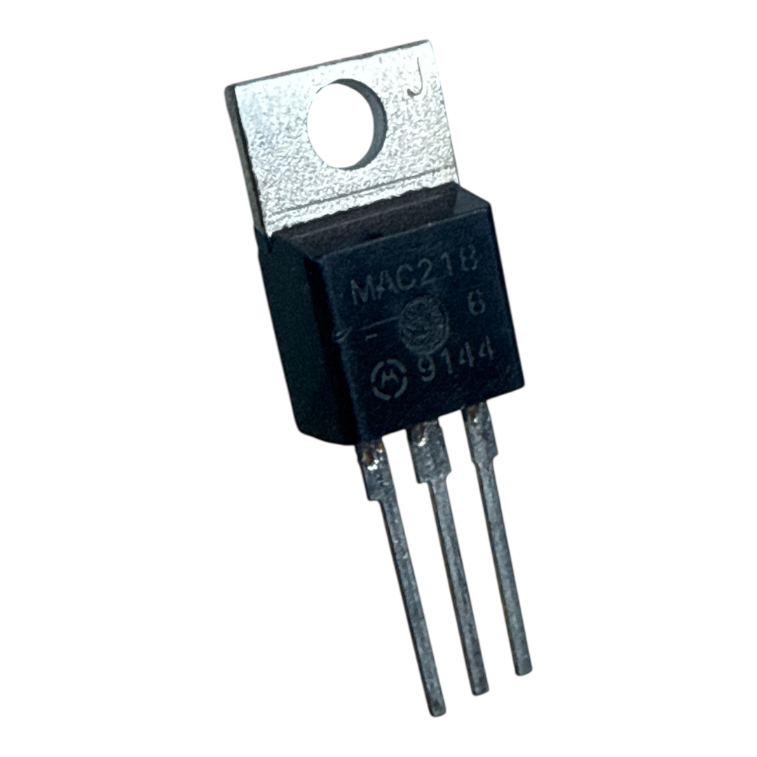TRIAC MAC218-6 8A 400V TO220