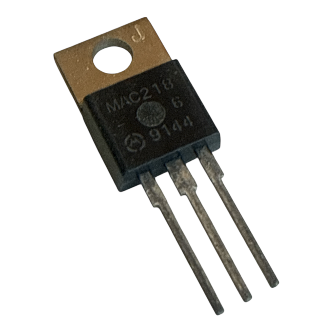 TRIAC MAC218-6 8A 400V TO220